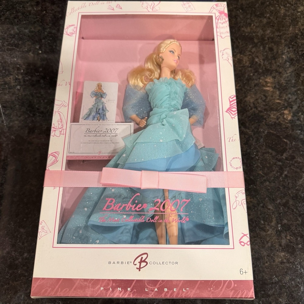 2007 Blonde Barbie The Most Collectible Doll in the World Robert Best NEW IN BOX